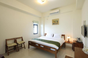 Yuli Rainbow Bridge Bed & Breakfast